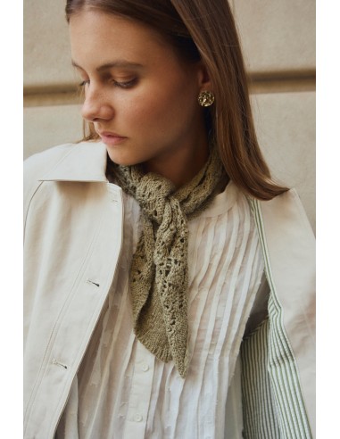 PASTOR KNITTED SCARF