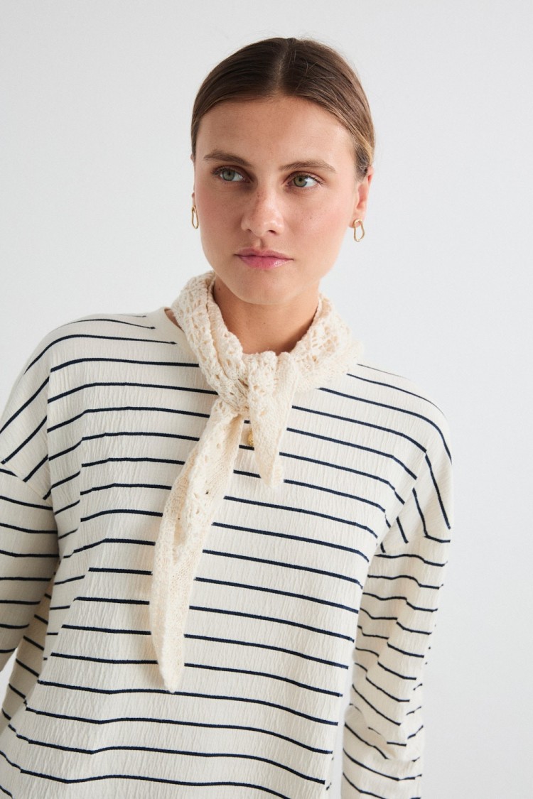 SALANA SWEATSHIRT