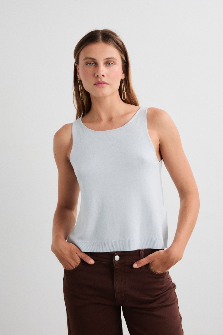 YAKIRA TOP